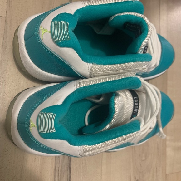 Jordan’s - Picture 5 of 6